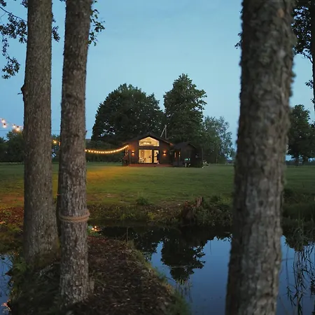 Puhkemaja-2 Vikendica *